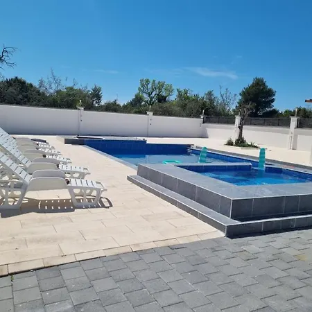 Villa Olana *